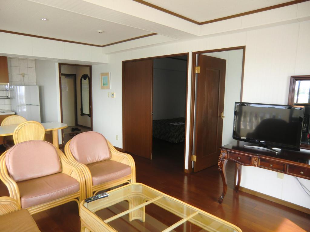 Morimar Resort Hotel Yomitan Room photo