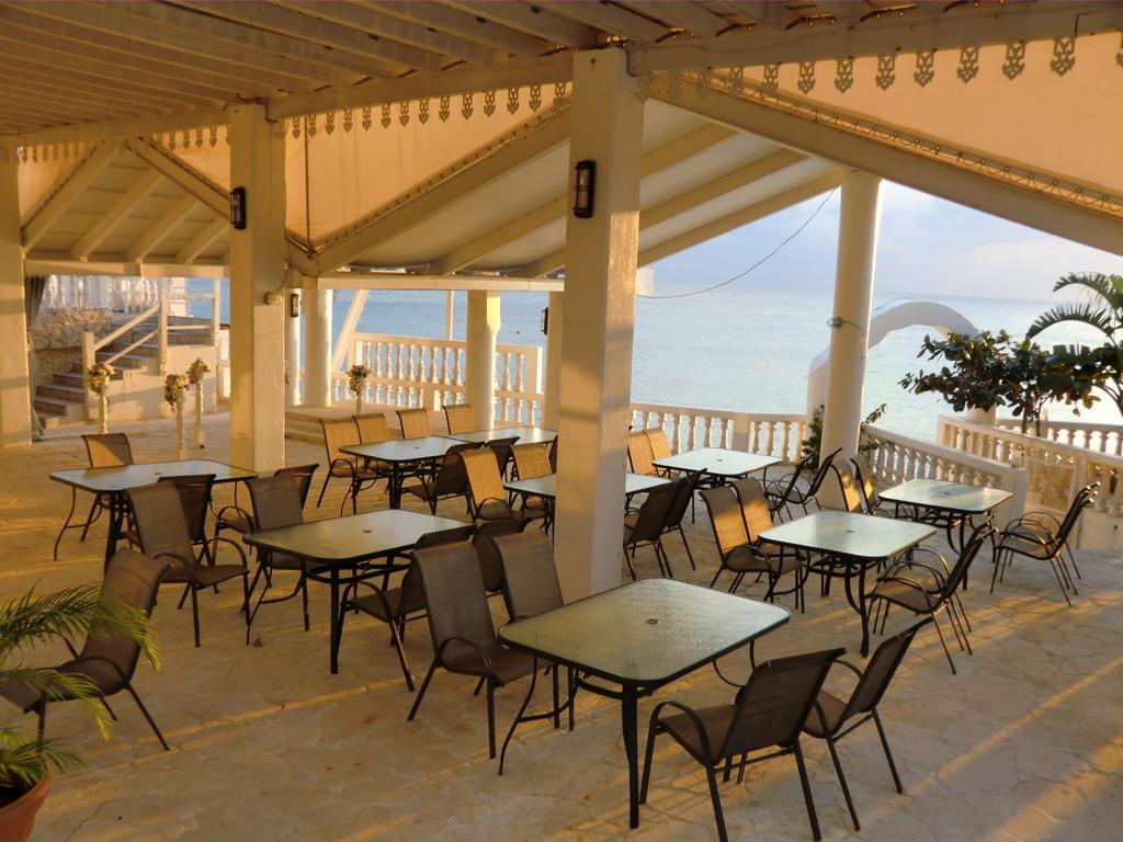 Morimar Resort Hotel Yomitan Exterior photo