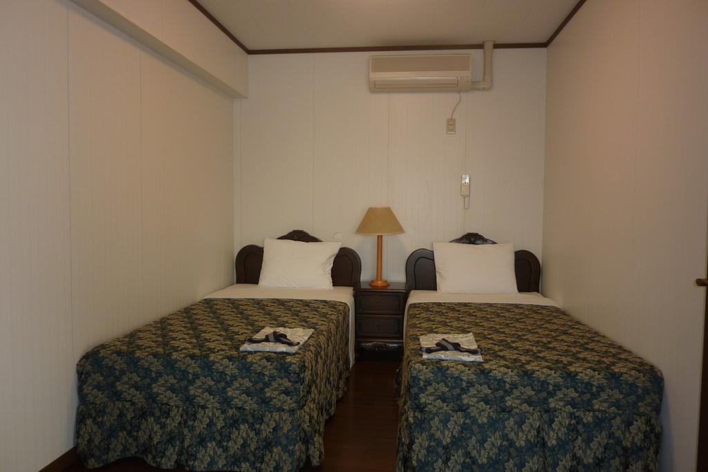 Morimar Resort Hotel Yomitan Exterior photo