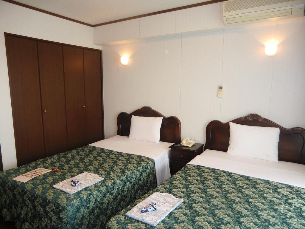 Morimar Resort Hotel Yomitan Exterior photo